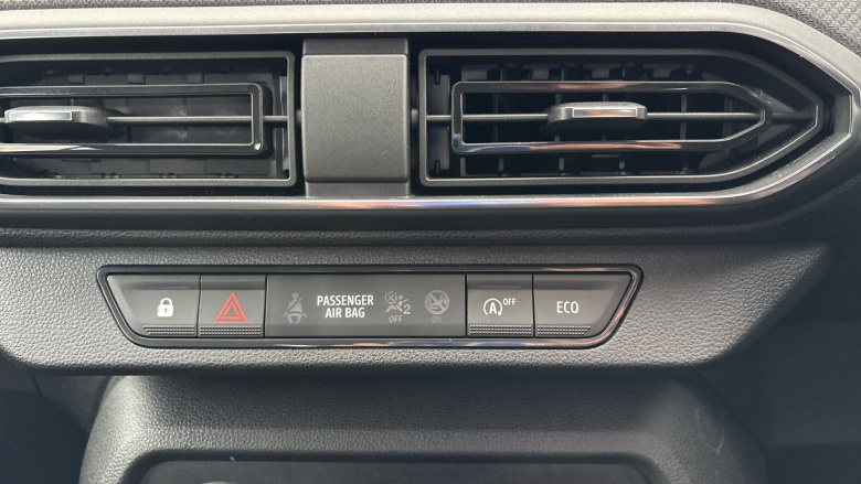 Dacia Sandero 1.0 TCe Essential 5dr Bi Fuel Hatchback